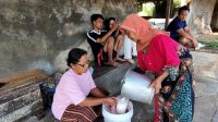 Sumber Gambar : https://jatengprov.go.id/publik/jaga-produksi-susu-saat-kemarau-pemprov-jateng-dorong-peternak-gunakan-silase/